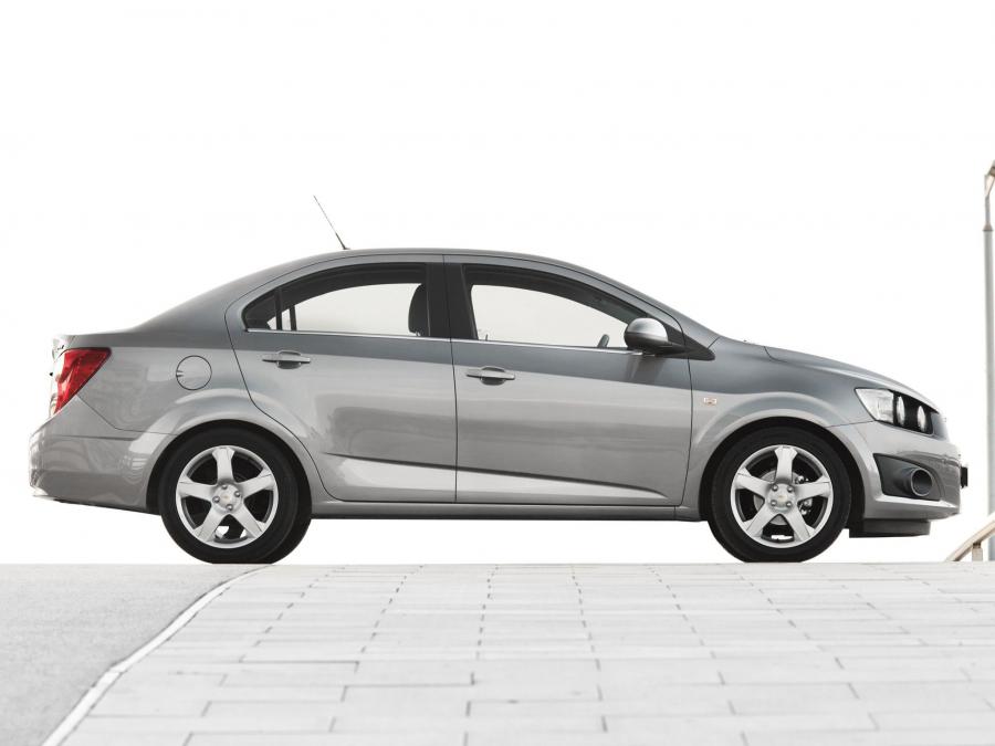  Chevrolet Aveo Sedan 2011 года  (фото 15 из 58)